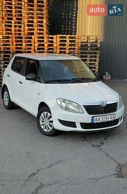 Хэтчбек Skoda Fabia 2011 в Киеве