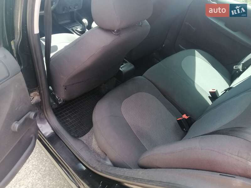 Універсал Skoda Fabia 2006 в Чернігові фото 34 Універсал Skoda Fabia 2006 в Чернігові