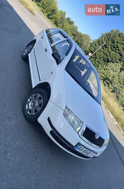 Універсал Skoda Fabia 2002 в Мені