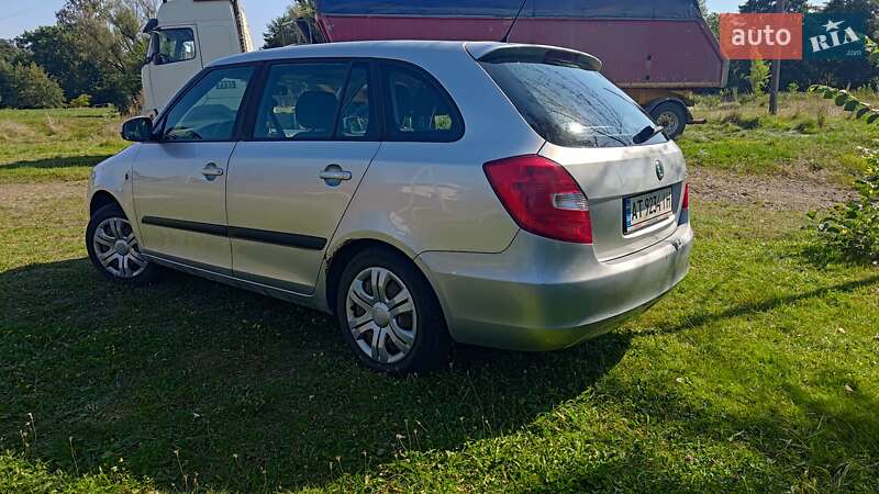 Універсал Skoda Fabia 2011 в Івано-Франківську