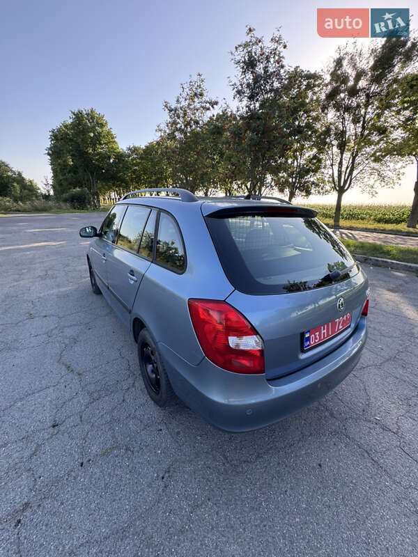 Универсал Skoda Fabia 2009 в Луцке