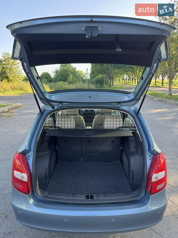 Универсал Skoda Fabia 2009 в Луцке