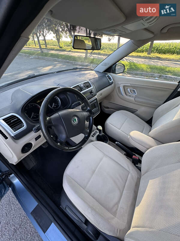 Универсал Skoda Fabia 2009 в Луцке