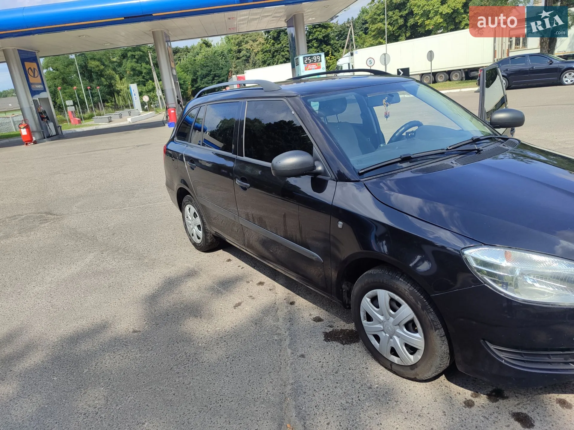2011 Skoda Fabia - мініатюра 6