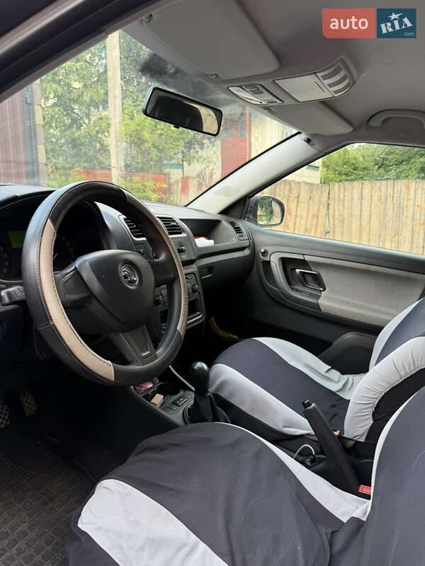 Хетчбек Skoda Fabia 2014 в Чемерівцях