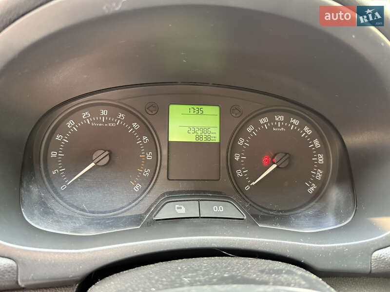 Хетчбек Skoda Fabia 2014 в Чемерівцях