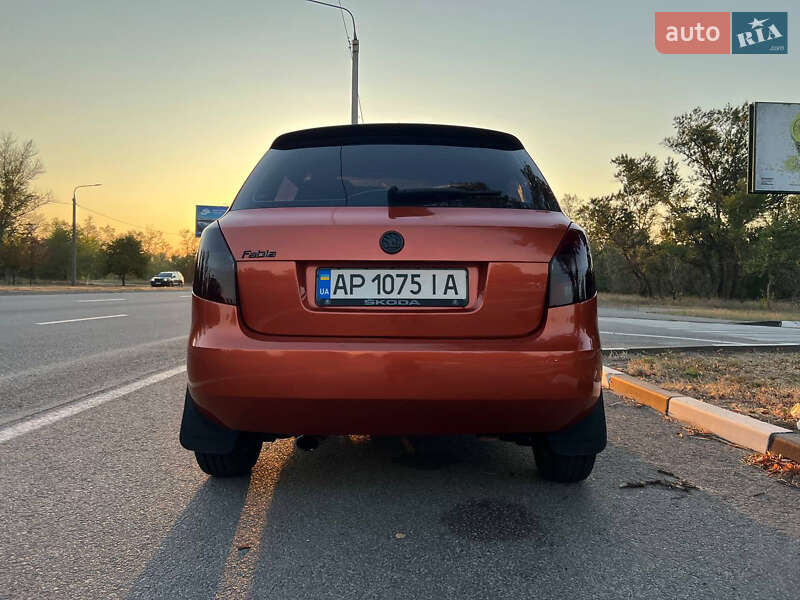 Хэтчбек Skoda Fabia 2007 в Запорожье