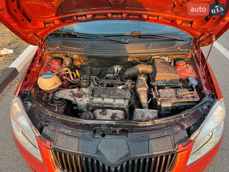 Хэтчбек Skoda Fabia 2007 в Запорожье