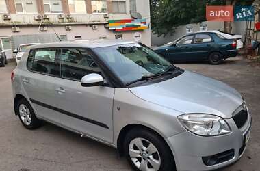Хэтчбек Skoda Fabia 2008 в Киеве
