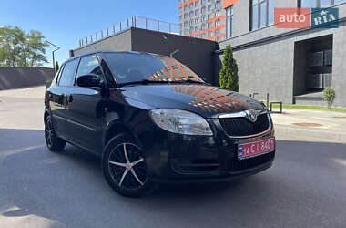 Хетчбек Skoda Fabia 2008 в  фото 9 Хетчбек Skoda Fabia 2008 в
