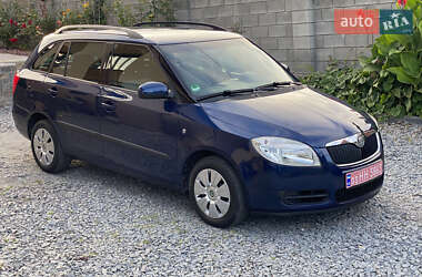 Універсал Skoda Fabia 2009 в Рівному
