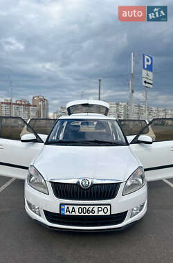 Хетчбек Skoda Fabia 2012 в Києві