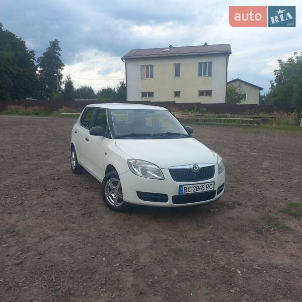Хетчбек Skoda Fabia 2009 в Львові фото 19 Хетчбек Skoda Fabia 2009 в Львові