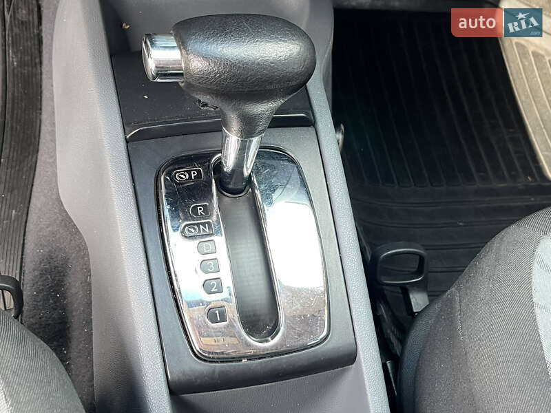 Седан Skoda Fabia 2001 в Кривом Роге