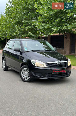 Хэтчбек Skoda Fabia 2013 в Сумах