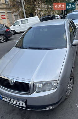 Седан Skoda Fabia 2002 в 