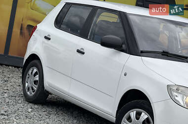 Хэтчбек Skoda Fabia 2009 в 