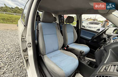 Хэтчбек Skoda Fabia 2009 в 