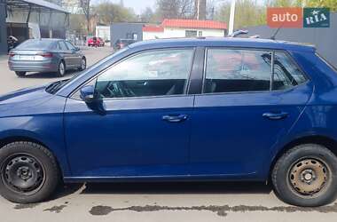 Хэтчбек Skoda Fabia 2016 в Днепре