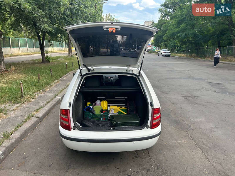 Универсал Skoda Fabia 2003 в Киеве