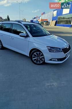 Универсал Skoda Fabia 2022 в Виннице