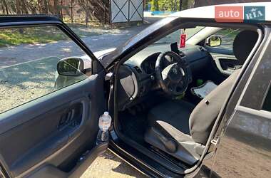 Хэтчбек Skoda Fabia 2011 в 