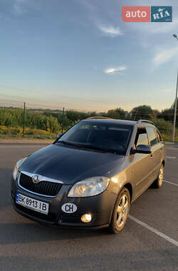 Универсал Skoda Fabia 2008 в Ровно