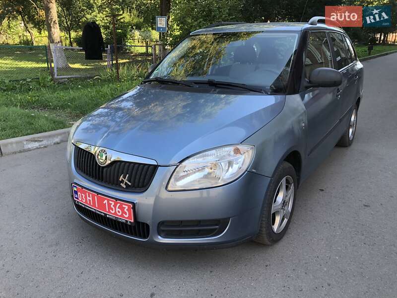 Универсал Skoda Fabia 2009 в Дубно