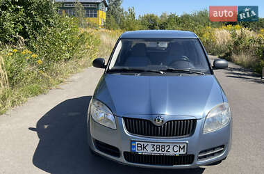 Хетчбек Skoda Fabia 2007 в 