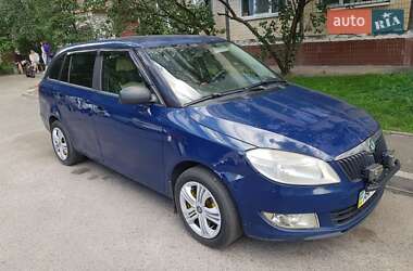 Универсал Skoda Fabia 2011 в Киеве