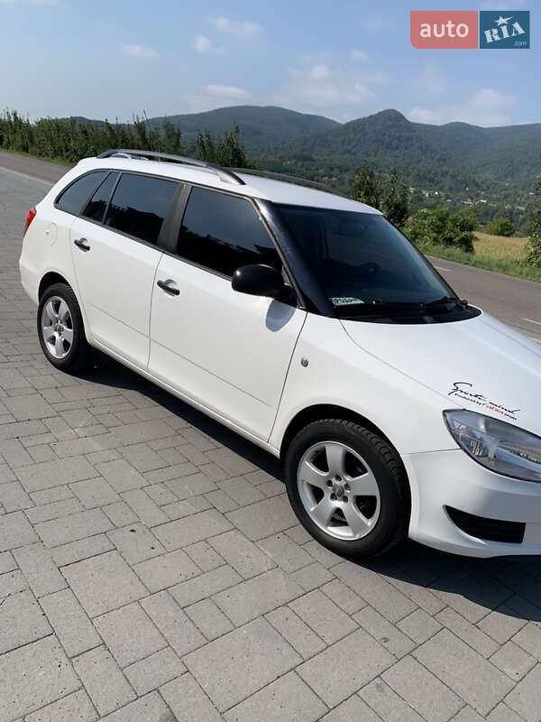 Универсал Skoda Fabia 2010 в Хусте