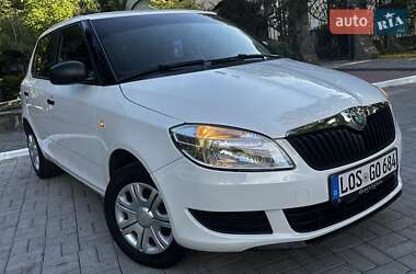Хэтчбек Skoda Fabia 2011 в 