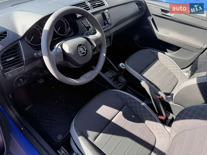 Хэтчбек Skoda Fabia 2021 в Киеве
