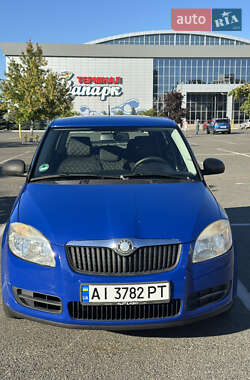 Хэтчбек Skoda Fabia 2009 в Броварах
