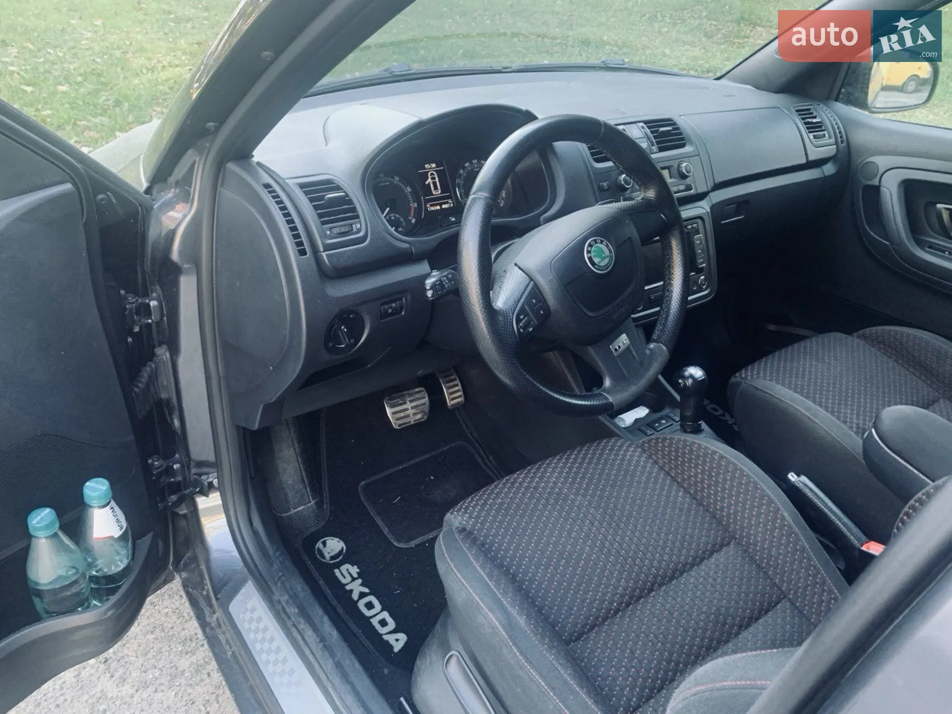 2011 Skoda Fabia - мініатюра 24