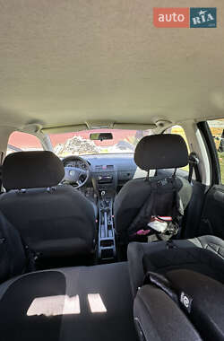 Хэтчбек Skoda Fabia 2006 в 