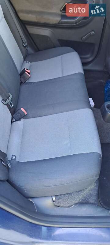 Хетчбек Skoda Fabia 2010 в Дніпрі фото 13 Хетчбек Skoda Fabia 2010 в Дніпрі