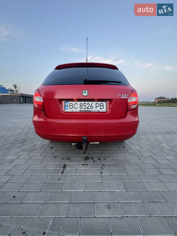 Универсал Skoda Fabia 2010 в Сокале