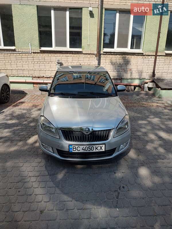 Універсал Skoda Fabia 2013 в Львові