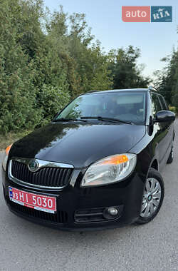 Універсал Skoda Fabia 2010 в Рівному