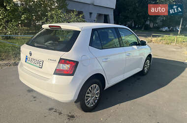 Хэтчбек Skoda Fabia 2018 в 