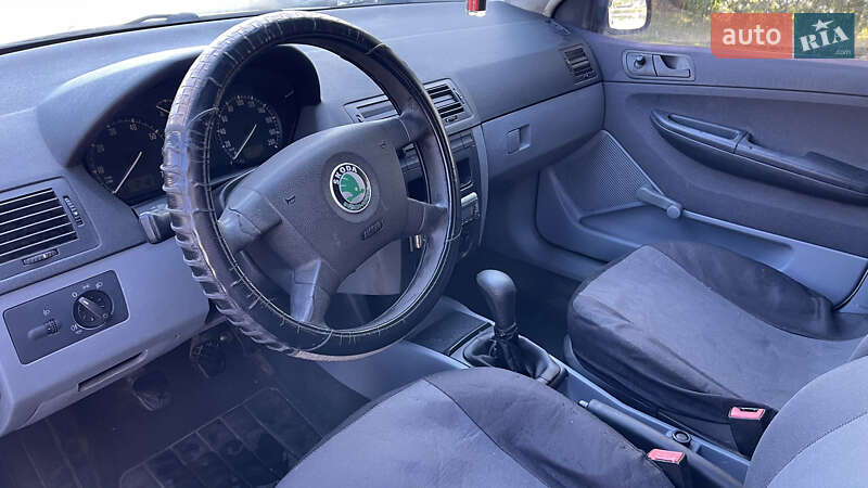 Универсал Skoda Fabia 2002 в Киеве
