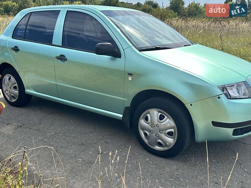 Хетчбек Skoda Fabia 2000 в Фастові