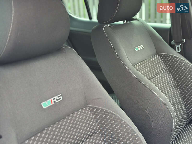 Хетчбек Skoda Fabia 2011 в Хмельницькому