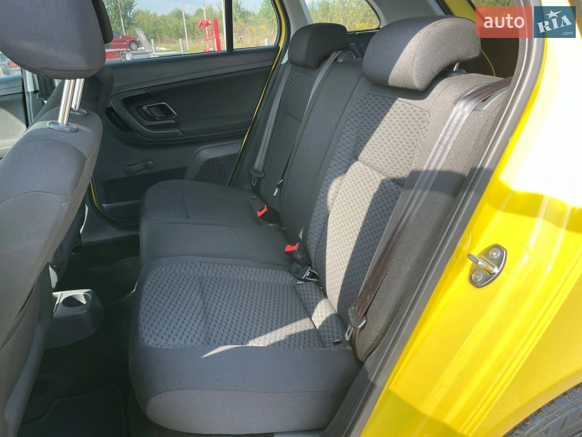 2012 Skoda Fabia - мініатюра 10