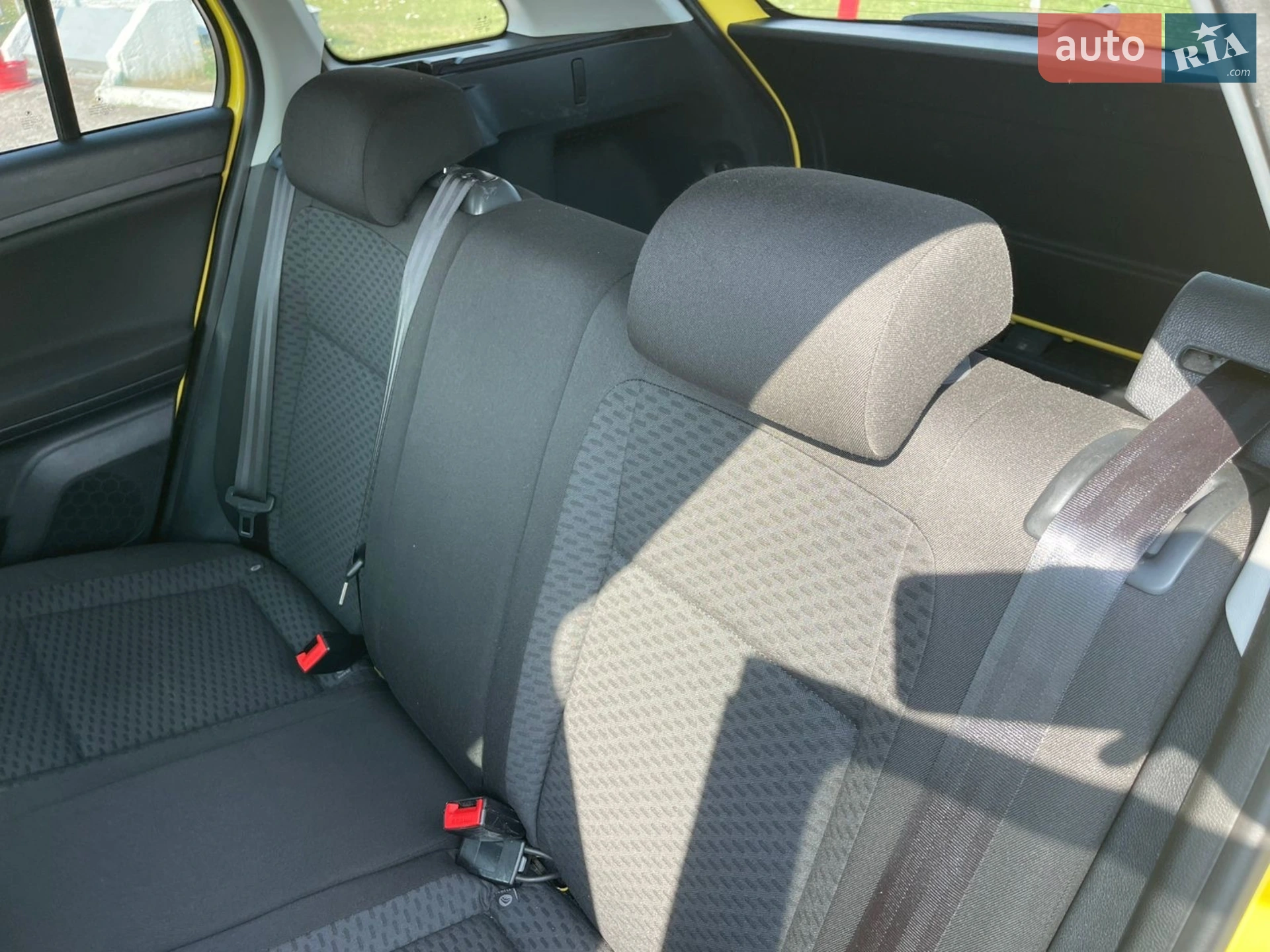 2012 Skoda Fabia - мініатюра 28
