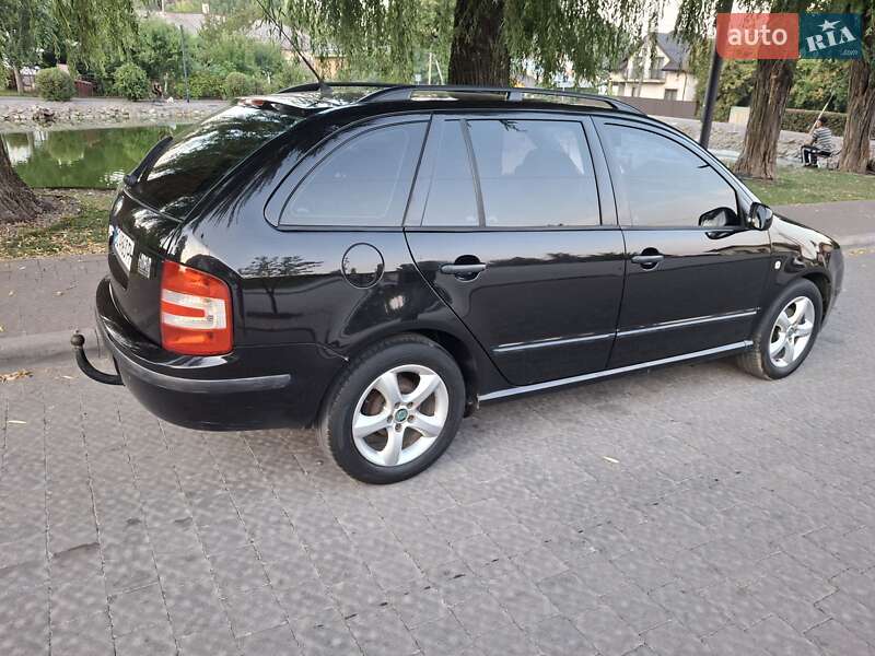 Универсал Skoda Fabia 2005 в Львове
