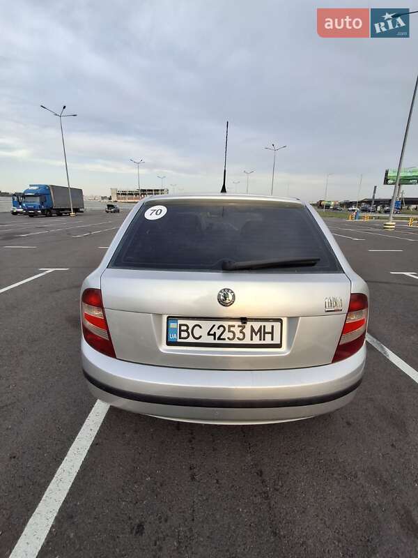 Хэтчбек Skoda Fabia 2005 в Львове