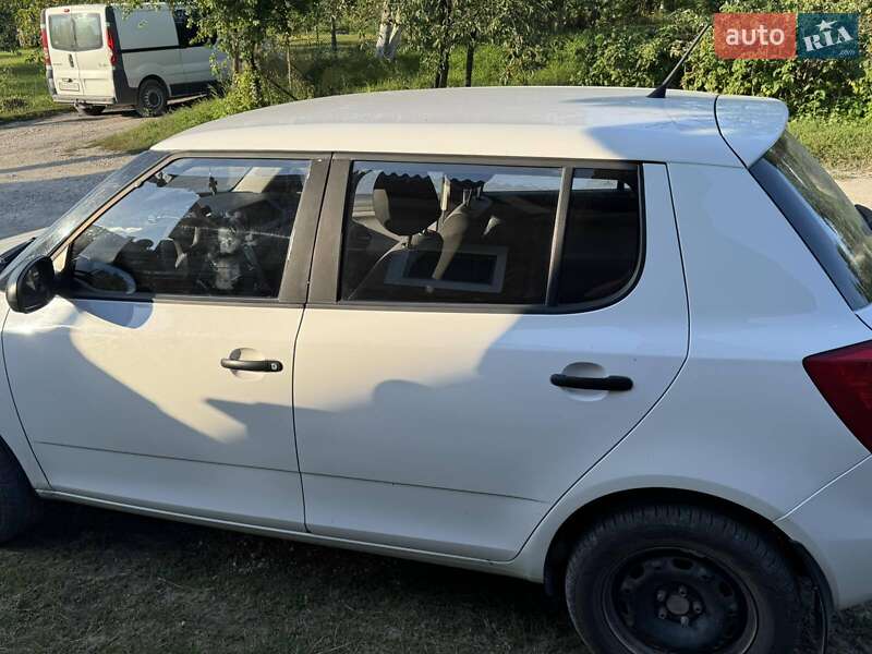 Хетчбек Skoda Fabia 2013 в Хмельницькому