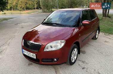 Хэтчбек Skoda Fabia 2007 в 